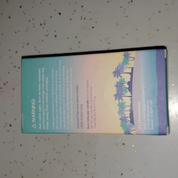 iFLY Smart Tropical Escape 4 pack candles - Picture 3 of 6